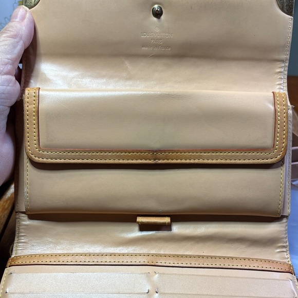 Louis Vuitton White Multicolor Monogram Wallet - Picture 15 of 17